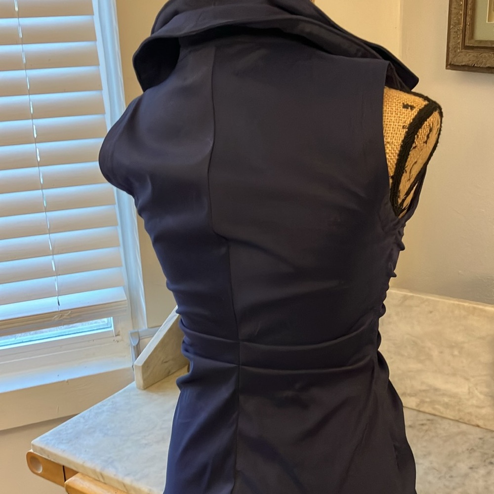 Love This Dress! Joseph Ribkoff Size 6 Shift With Stand Up Collar And Zips Down! - Picture 8 of 11